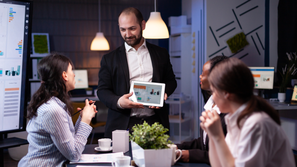 10 Ways PMS Can Help Improve Employee Performance In The Retail Business
